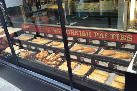 Madina Bakery photo 3